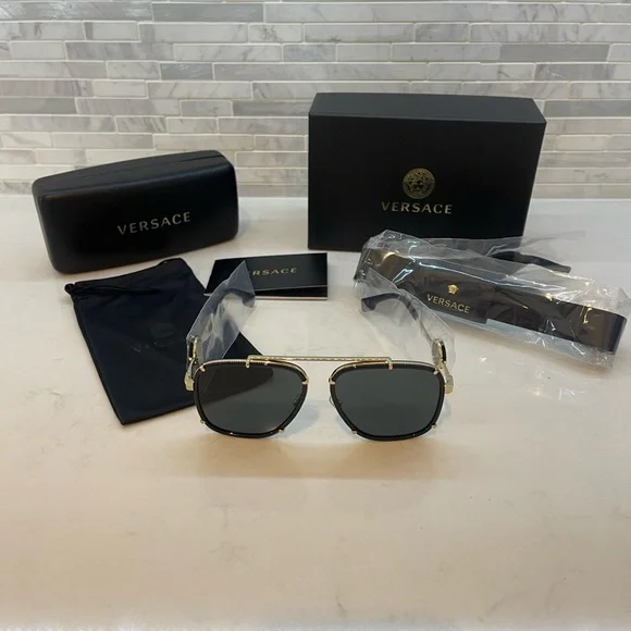 Versace Sunglasses elegant mafia boss lady vibe Crystal rhinestone sophisticated Versace Sunglasses Mafia Boss Lady Vibe Crystal Rhinestone  main image 4